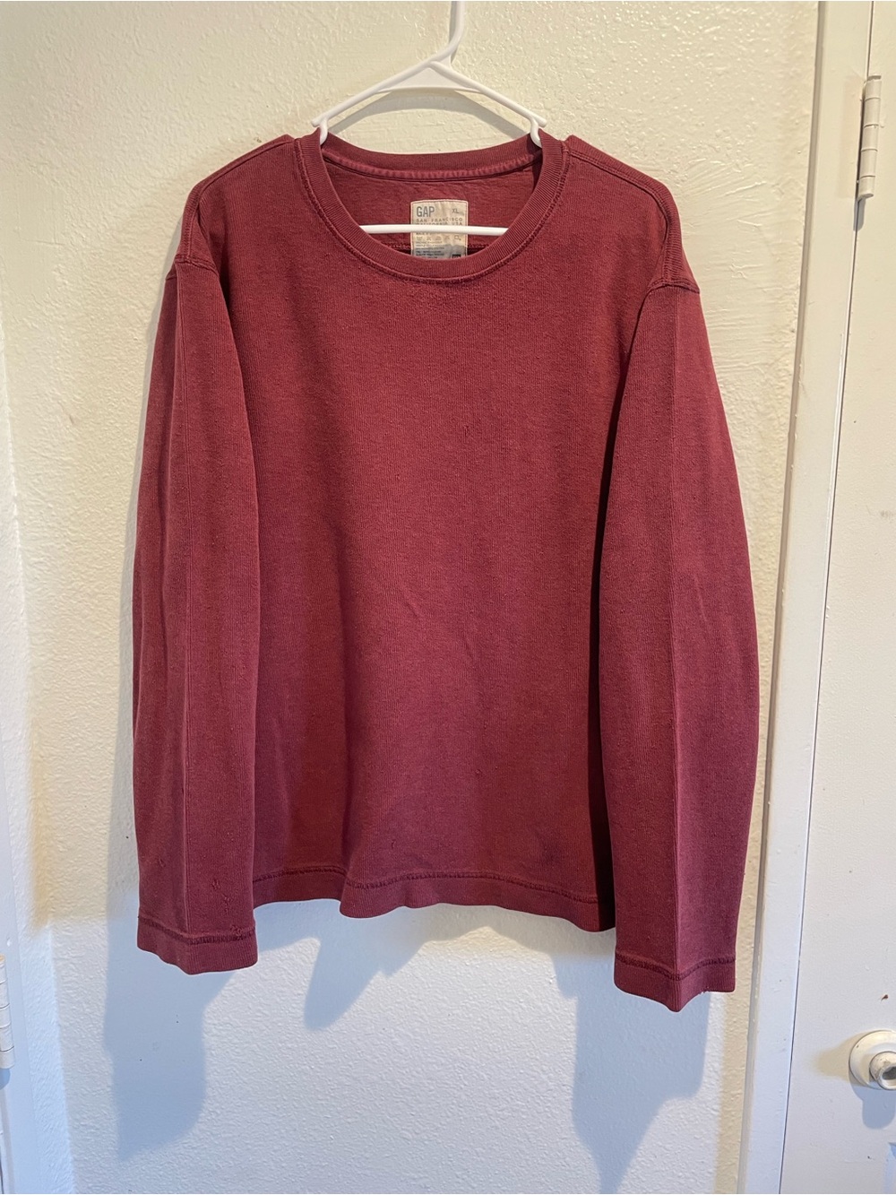 GAP Men's XL Wine Red 100% Cotton Long Sleeve Pullover Crewneck Sweatshirt